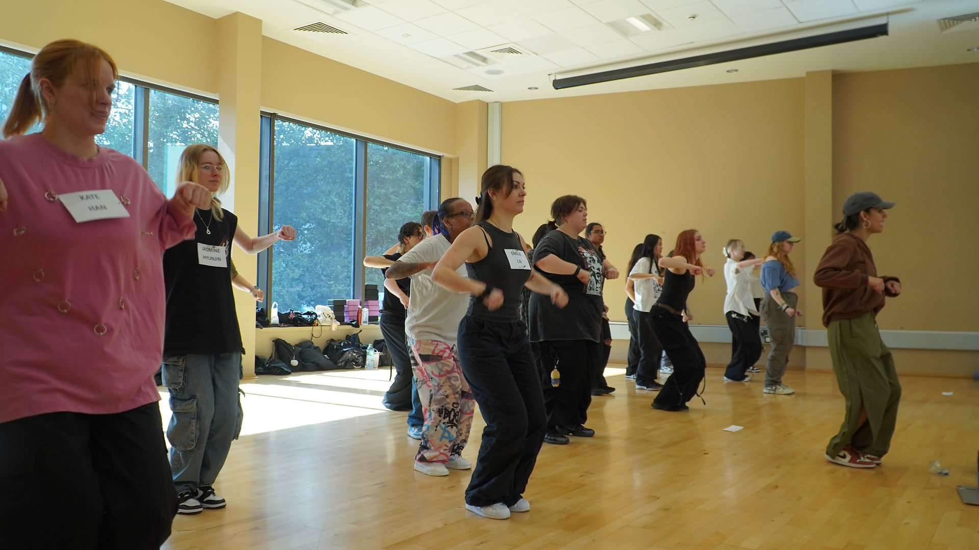 Kpop dance classes london for beginners