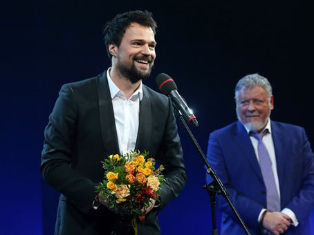 В театре Вахтангова вручили премию «Звезда театрала»