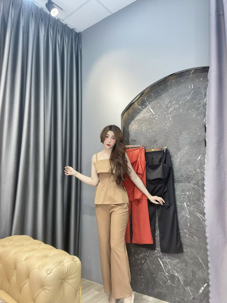 Thumbnail: Đầm váy | Quần áo