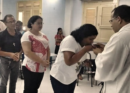 Catequistas participam da Celebração do Rito de Entrega da Cruz
