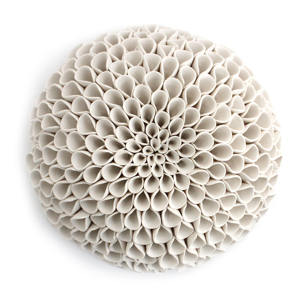 Dahlia Round Tile