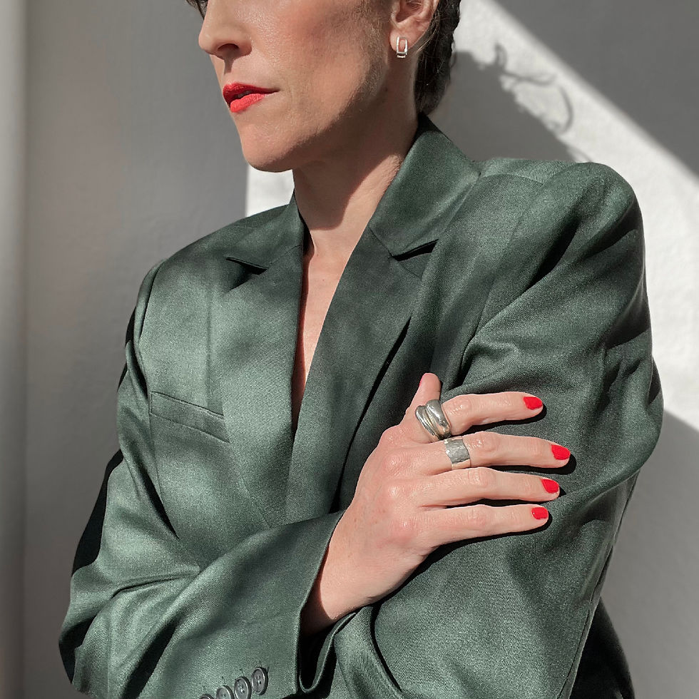 Thumbnail: Glenr Round Dome Ring