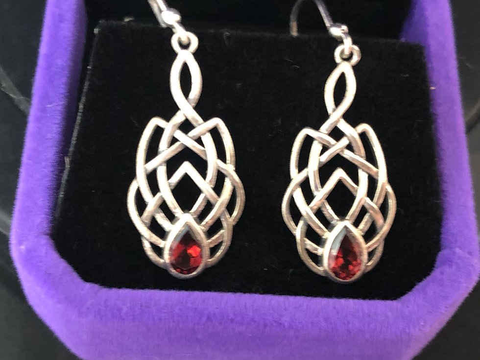 Thumbnail: Pyrope Garnet Facet Celtic Silver Cut 925 Earrings