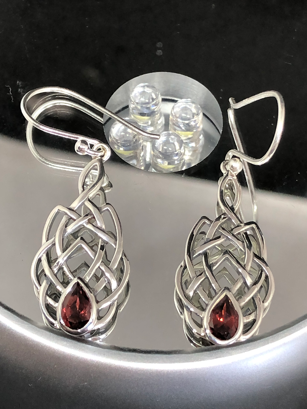 Thumbnail: Pyrope Garnet Facet Celtic Silver Cut 925 Earrings