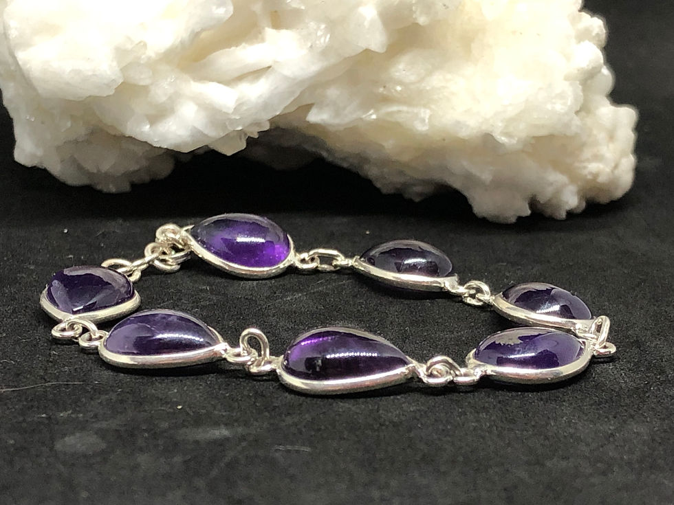 Thumbnail: Amethyst Pear Cabochon Cut Silver 925 Bracelet