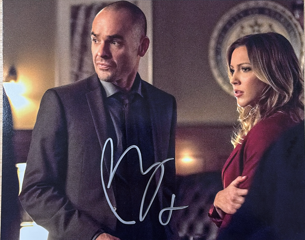 10x8" Arrow Print Signed by Paul Blackthorne