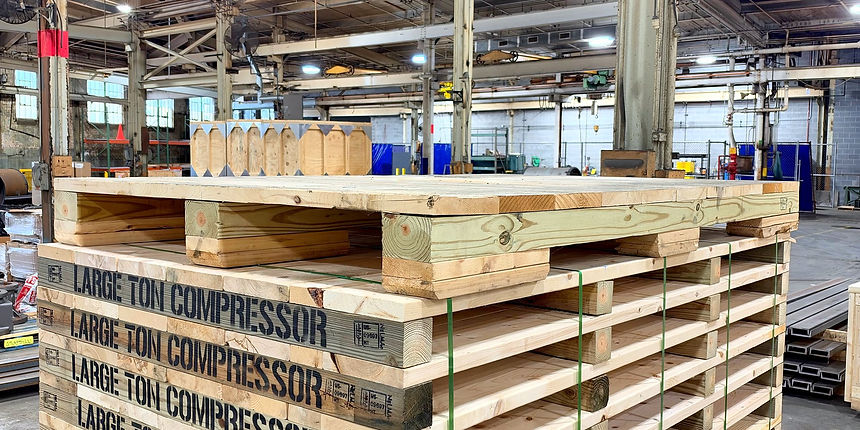 custom-wood-pallets-skids-hero.jpg