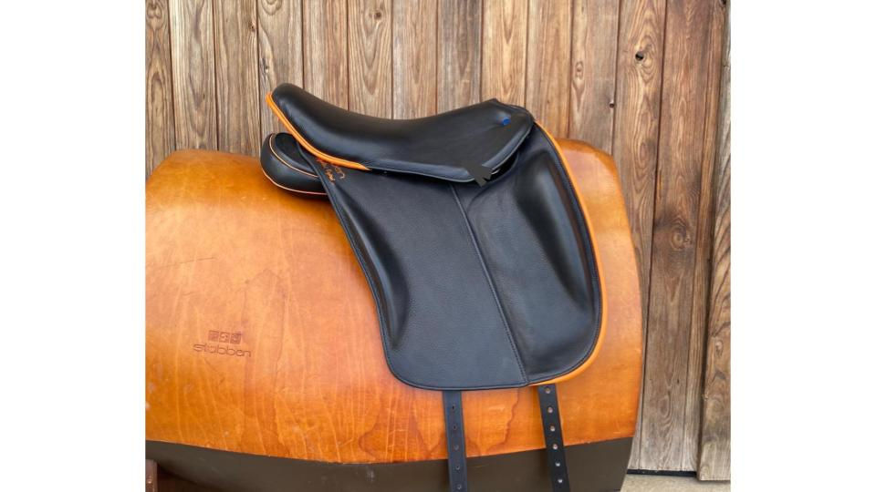 Thumbnail: Trek/GP saddle set