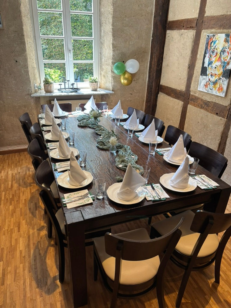 Flammkuchen und Wein am 28.3.2026 von 14 bis 21 Uhr