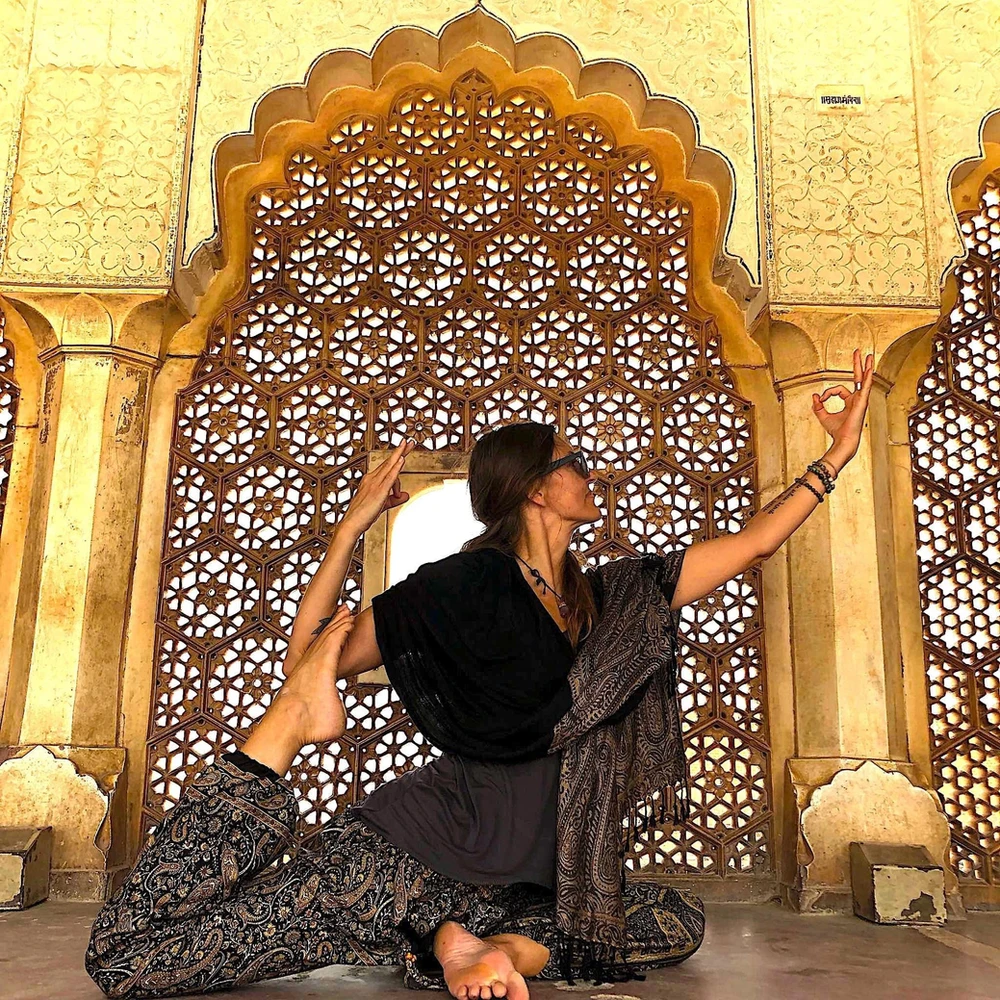 Writer: Shakti Devi (Vita) 500 E-YT