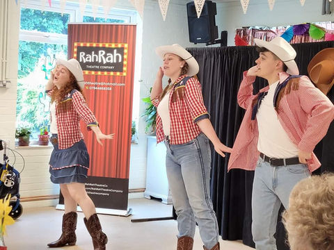 Country Roads: Rah Rah Theatre