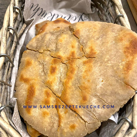 Wegański bezglutenowy chlebek naan