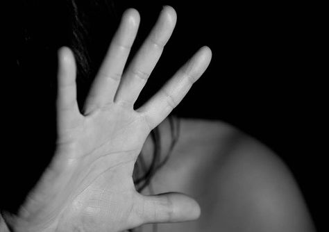 Violenza di genere: cos’è, come si manifesta e come intervenire