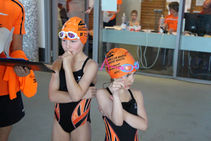 Schwimmen Nachwuchs klein.jpg