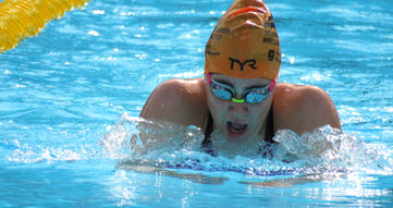 Brustschwimmen Nahaufnahme.jpeg