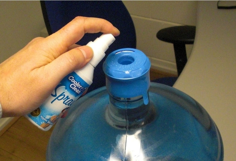 Thumbnail: Cooler Clean Spray