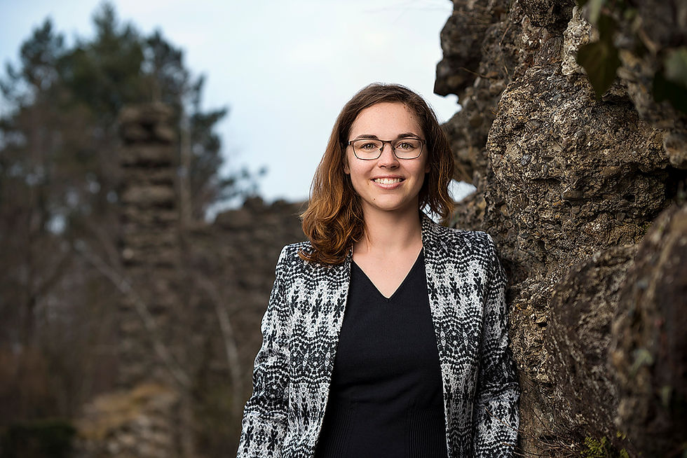 Foto, Fotoshooting, Outdoor, Berger Roger Photography, Einsiedeln, Burgruine, Alt-Wädenswil, Feuer, Schweiz, Almina Quill, Fotograf