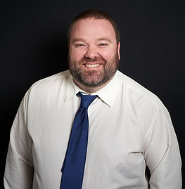 ---Professional Headshot 2 - IABC_edited