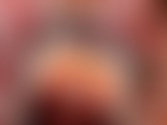 PRESS DAY - TURNING RED