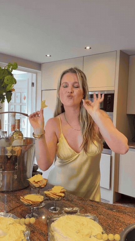 Kirsten - Kir Kookt.gif