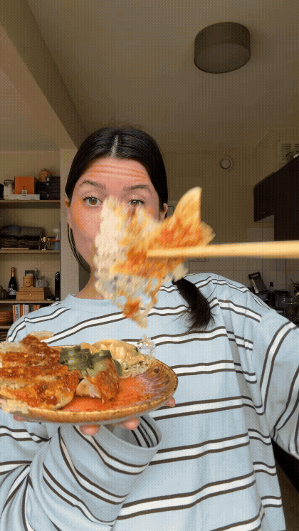 Linda - Bubsdinnerclub.gif