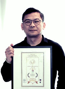 PORTRAIT SETHA ETALONNE.jpg