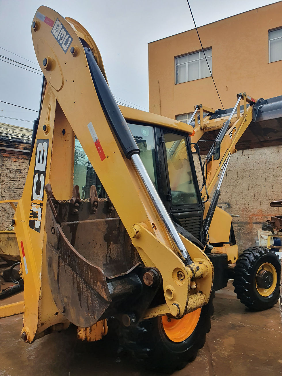Miniatura: 12 Retroescavadeiras JCB a venda 