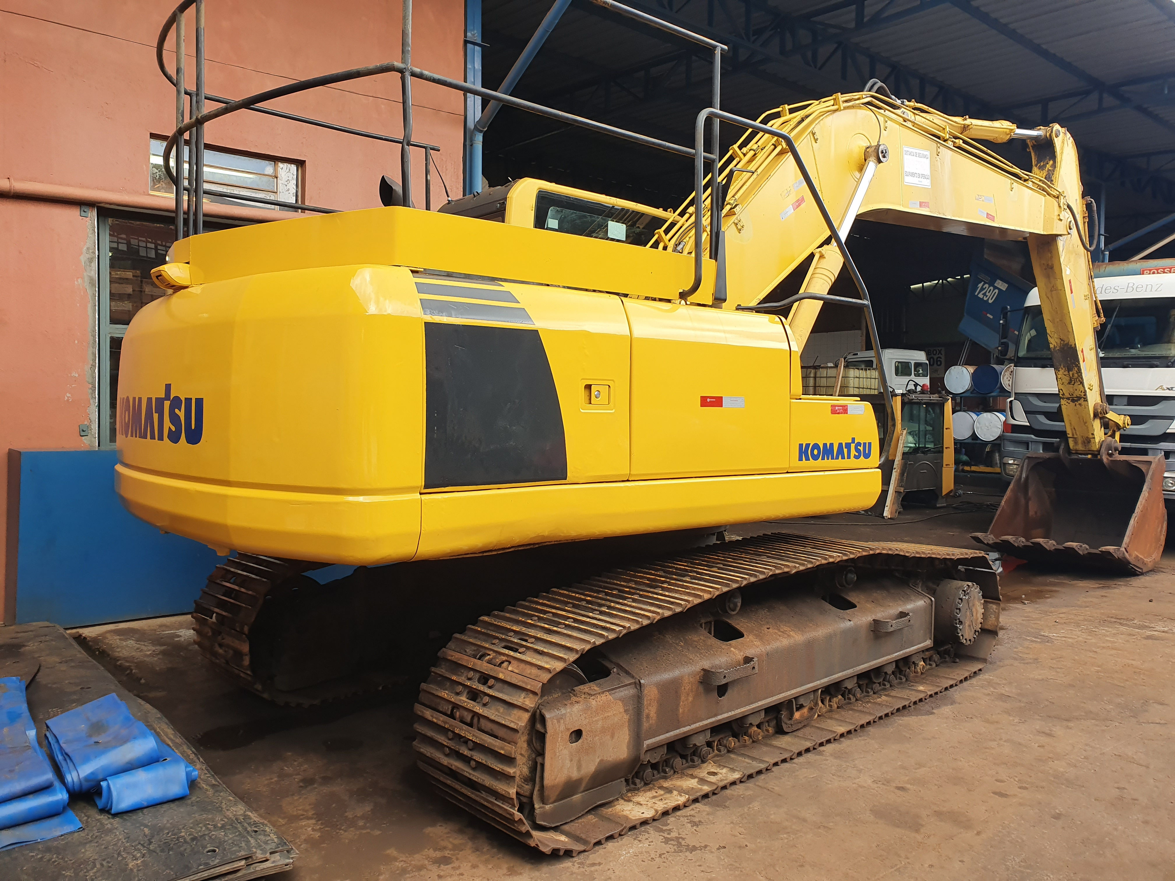 Escavadeira hidraulica komatsu PC 200