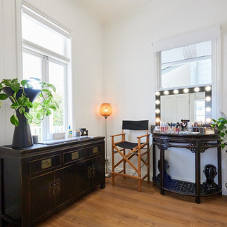 makeup room at alise black studios