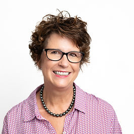 Marion Vickerman specializes in helping individuals, couples, and families strengthen relationships, improve communication, and overcome emotional challenges. Her creative and collaborative approach helps clients find clarity, connection, and hope in both personal and professional relationships.