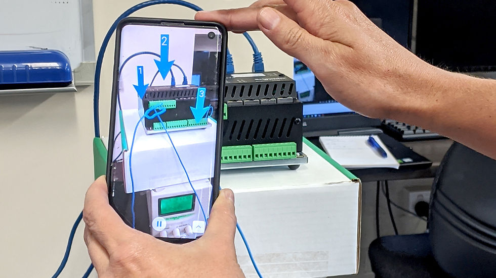 An example of a SAFEgroup Automation staff member testing the AR support technology.