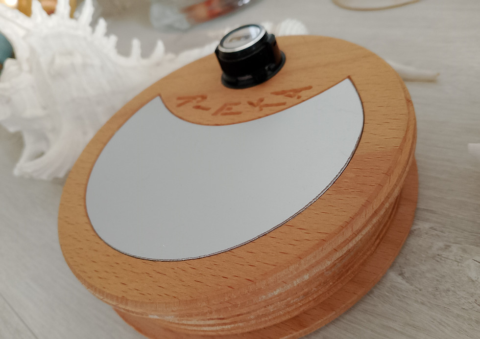 Miniatura: R-EKA™ - Trasmettitore di frequenze radioniche