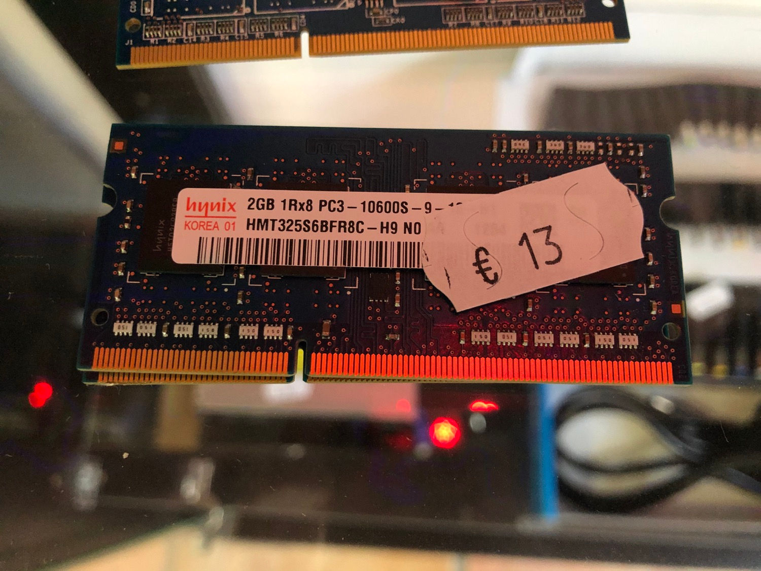 2GB DDR 3 sodimm 10600