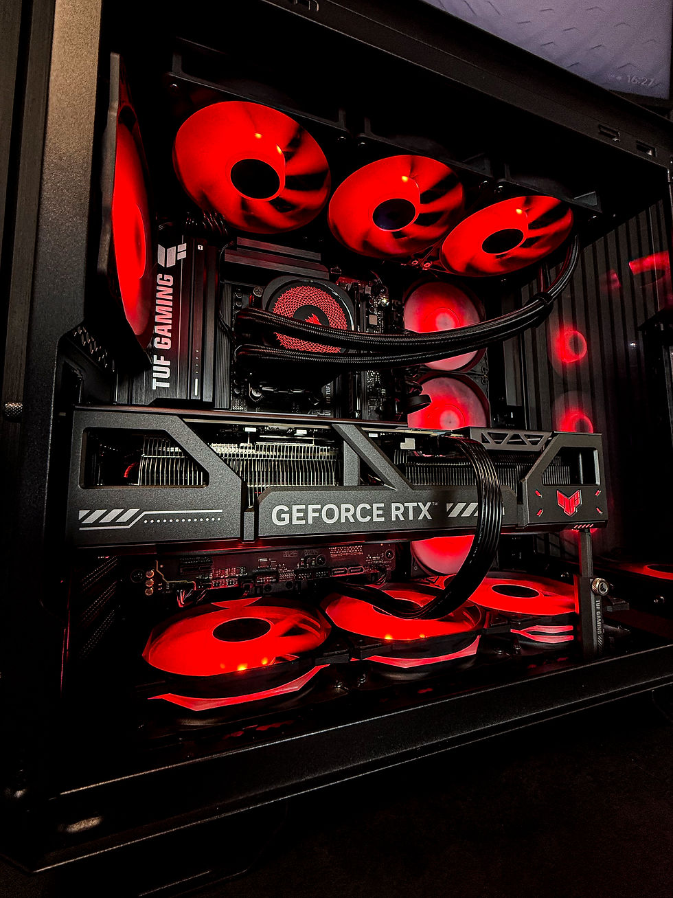 Miniaturbild: CRAFT ULTRA | RTX 5080 16Gb | Ryzen 7 9800X3D