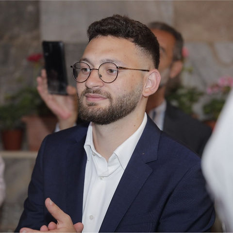 malek profile picture.png
