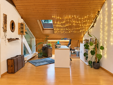 Interno accogliente in luce naturale-9.png