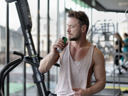 Geral – Uso excessivo de energético tem causado internações de jovens