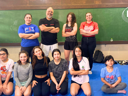 Social - Oficina de Defesa Pessoal do Rotary, contou com demonstração de golpes de defesa