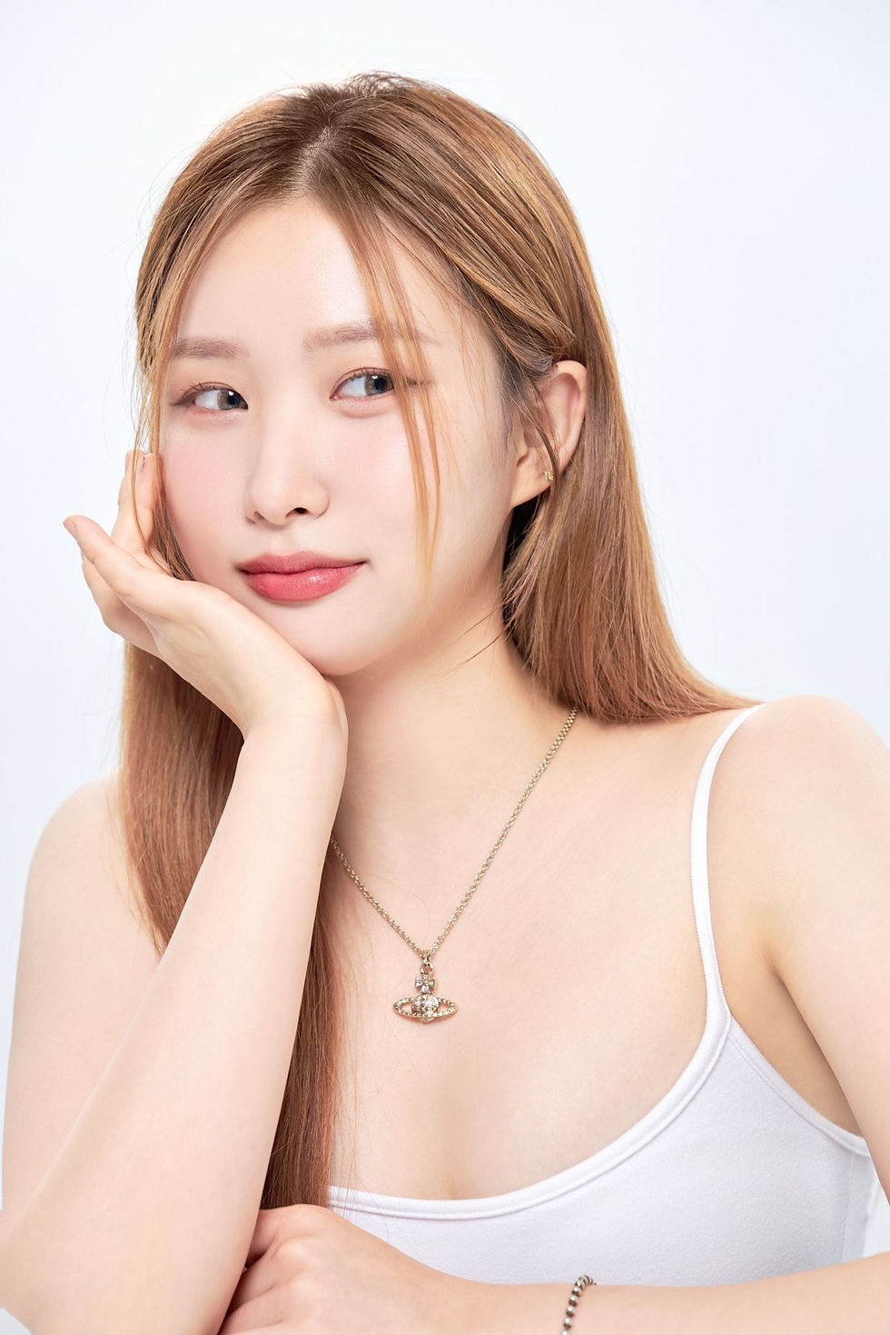 Ahya - Hair Stylist