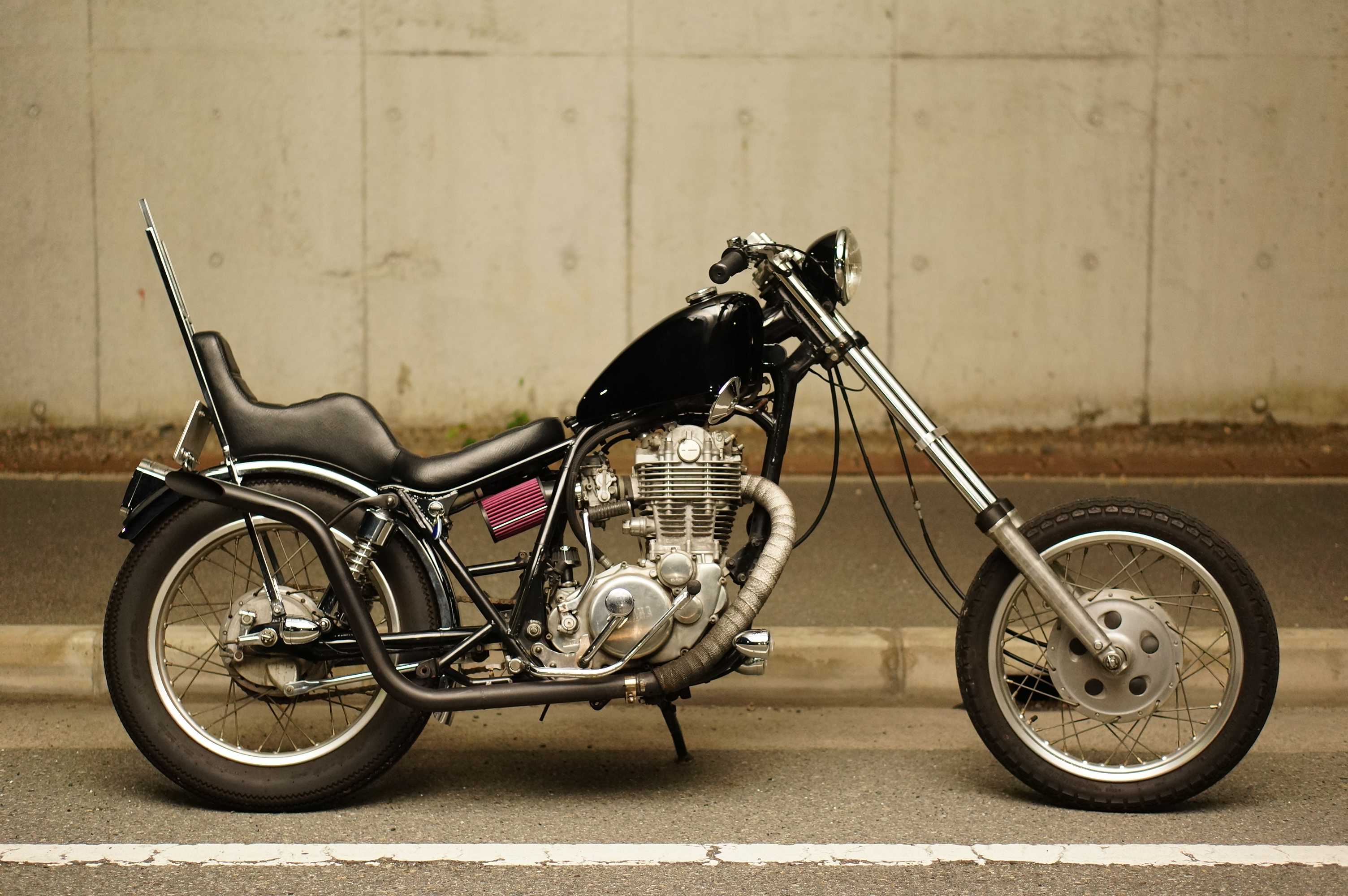YAMAHA SR400