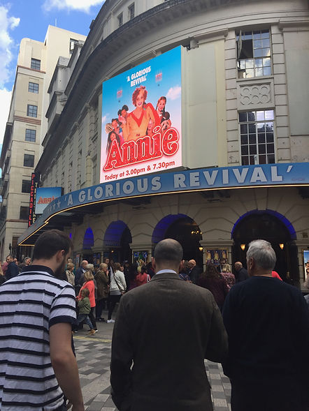Annie at Piccadilly Theatre