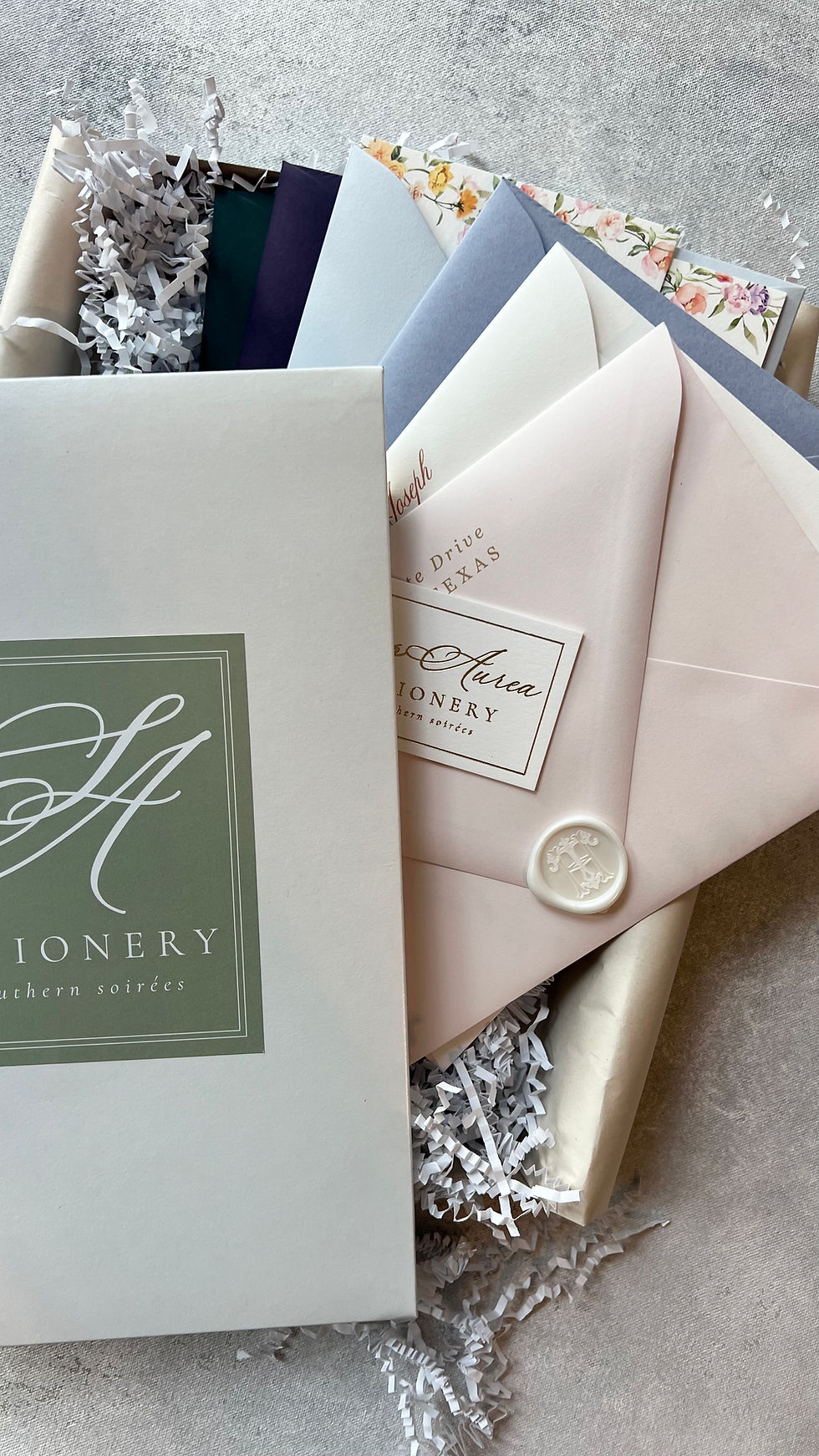 Thumbnail: Wedding Invitation Sample Box