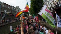Ambtenaren willen niet meer voor ons werken als we niet allemaal op GroenLinks stemmen...