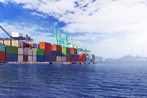container-terminal-wharf-transport-min.jpg