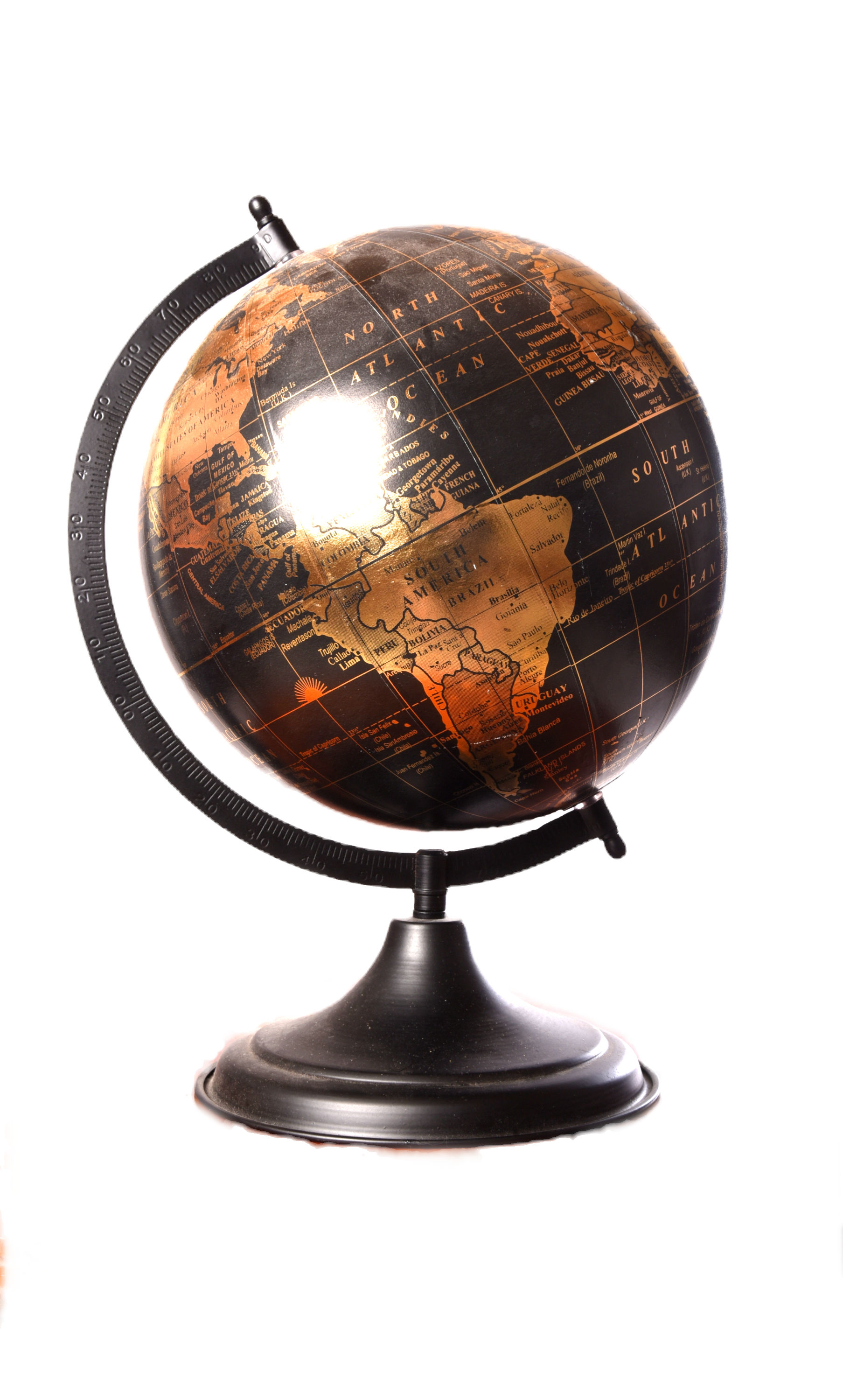 Globe terrestre noir et doré