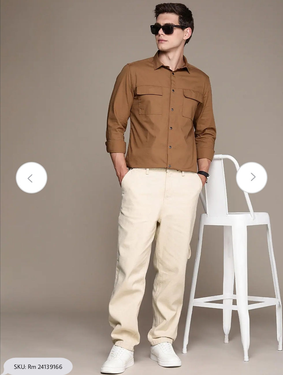 Thumbnail: Men Mid-Rise Loose Fit Stretchable Jeans