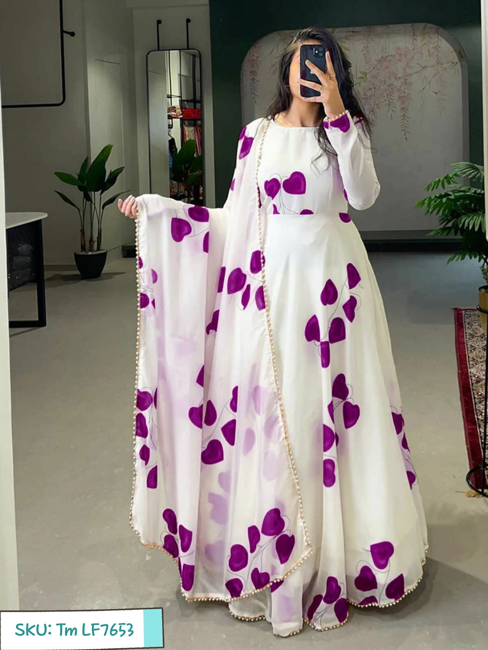 Thumbnail: Romantic Elegance: The Heart Gown Collection