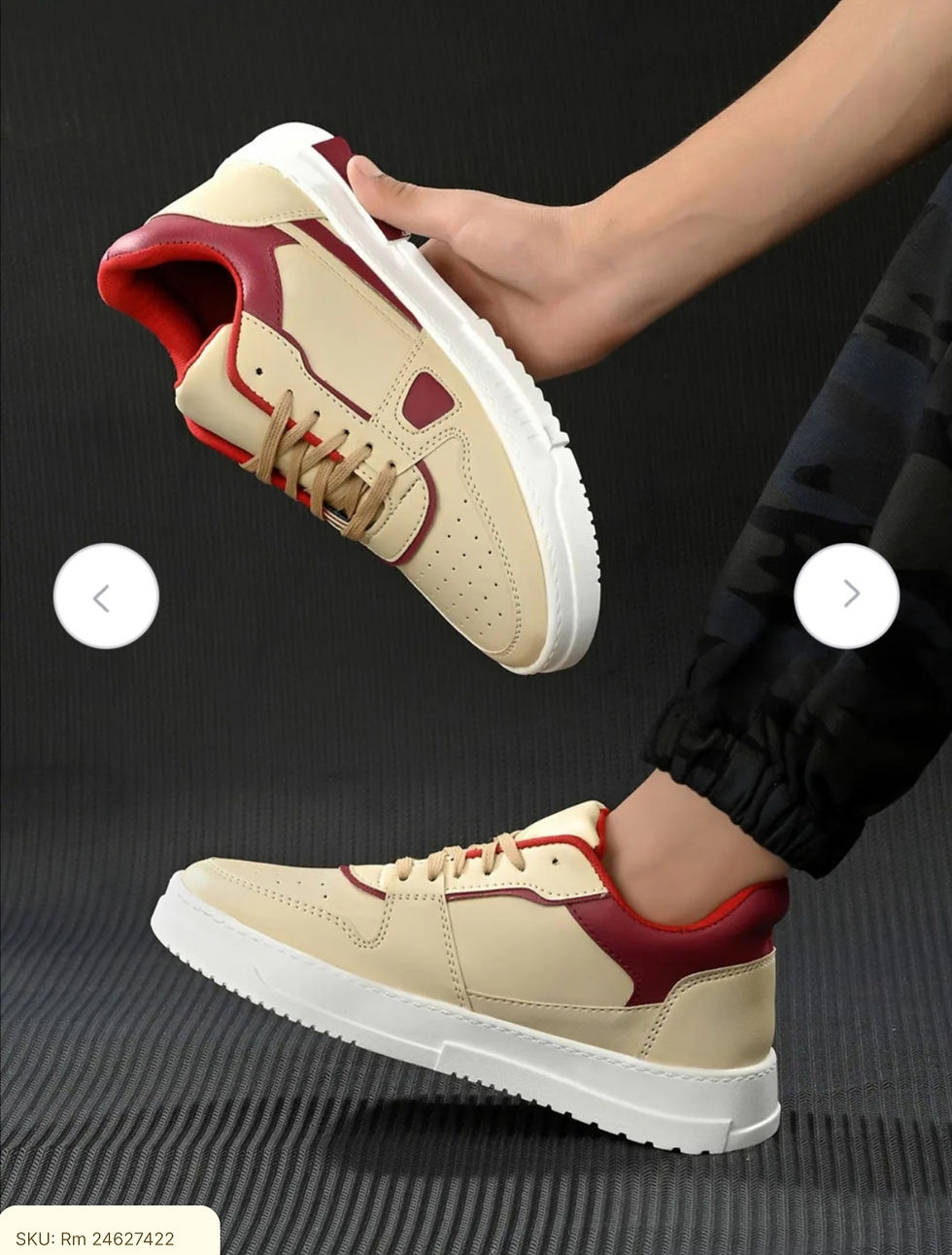 Thumbnail: Men Colourblocked Sneakers