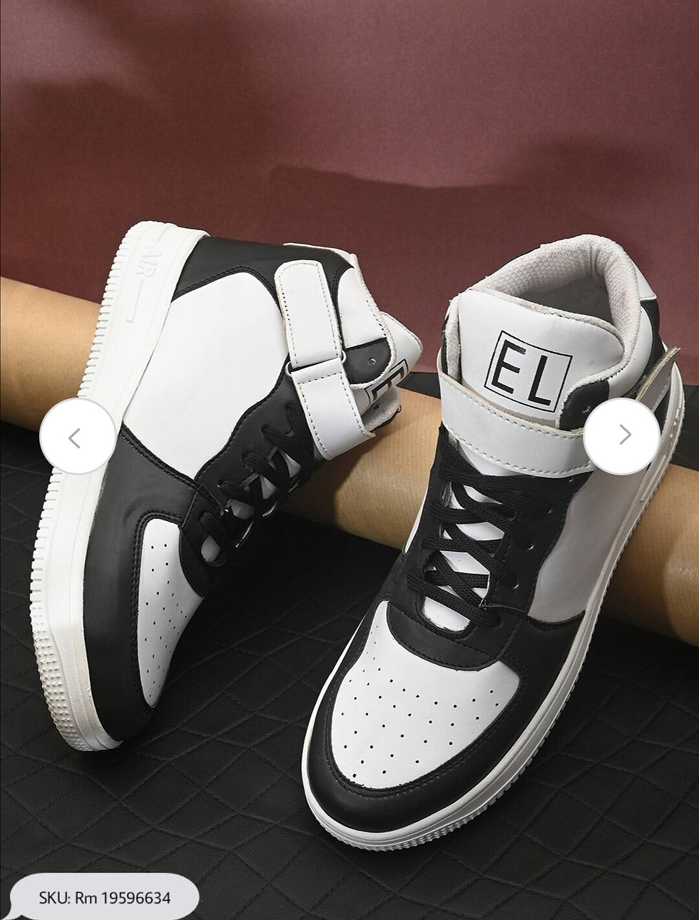 Thumbnail: Men Black & White Colourblocked Sneakers