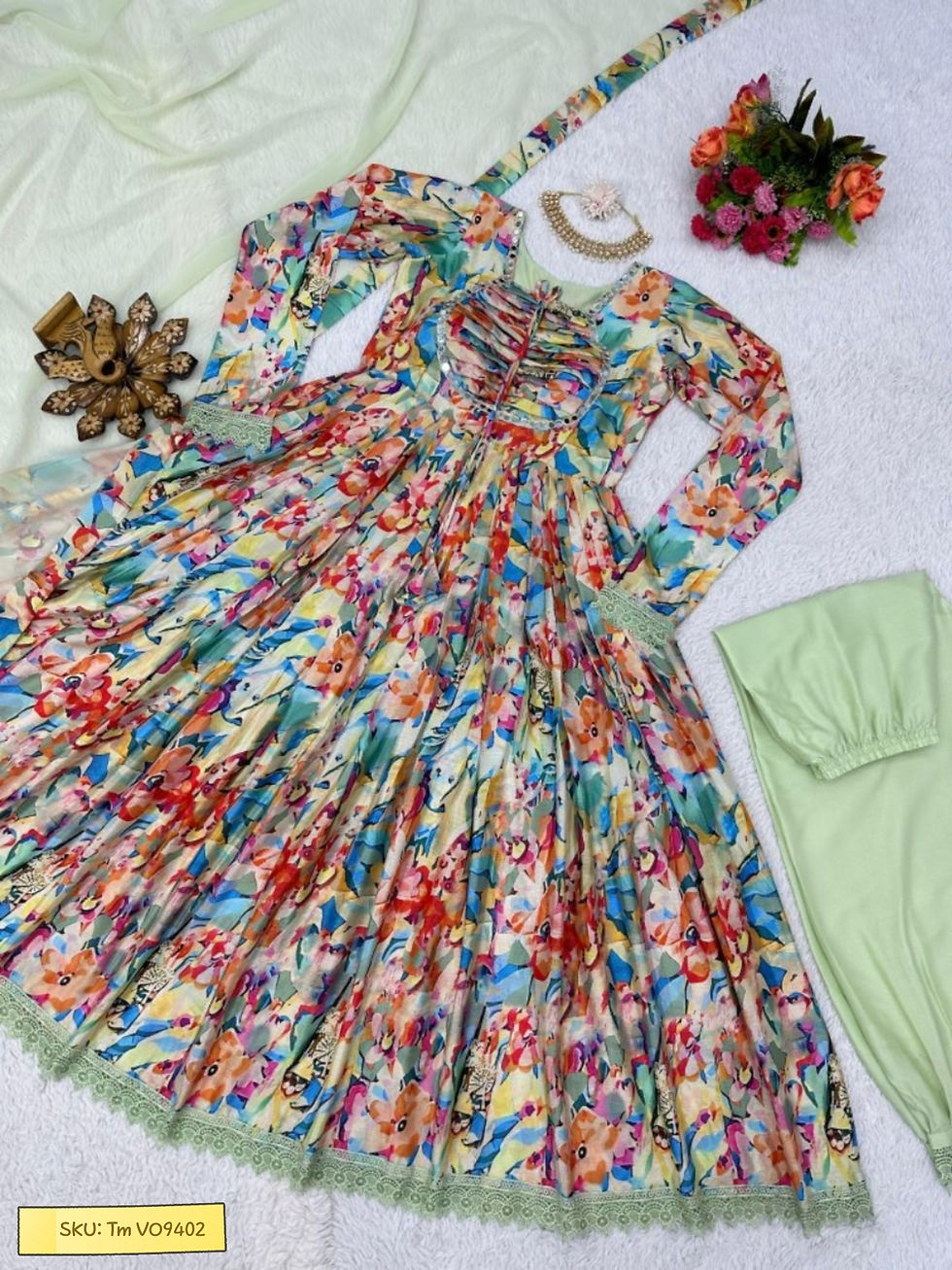 Thumbnail: Fashion Forward: Stunning Top and Pant Sets